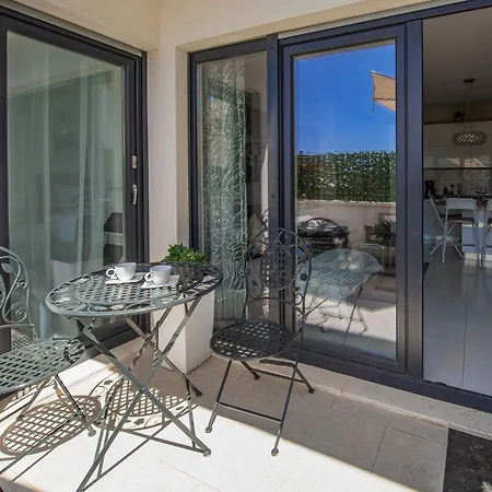 Niki By Interhome * Trogir